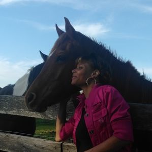 Meet your Posher, Kim